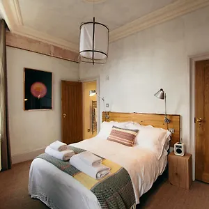 3* Отель The Culpeper Bedrooms