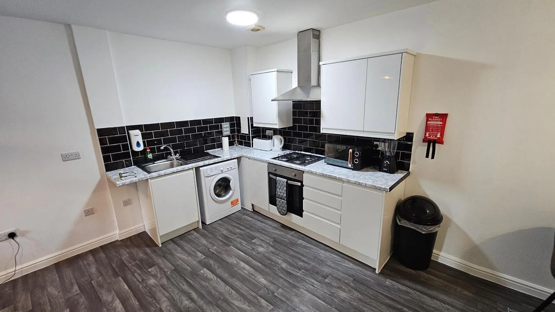 2Br Near Canning Town Stn Balcony Central Location London United Kingdom